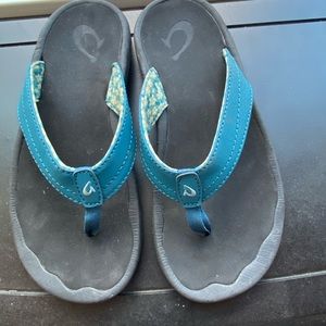 Olukai Womens Ohana Tea/Black Woman 6 Flip Flop